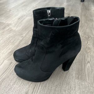 Steve Madden Rancee Suede High Black Booties